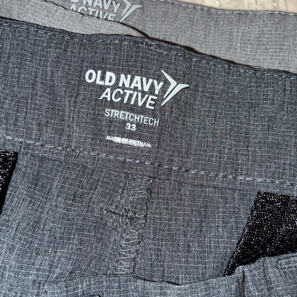 5 pairs of Old Navy & J.Crew shorts size 33 - Picture 10 of 12